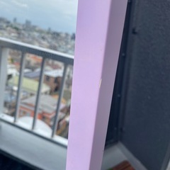 紫色のスタンドミラーの画像