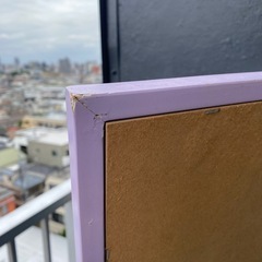 紫色のスタンドミラーの画像