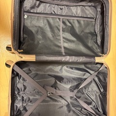 キャリーケースの画像