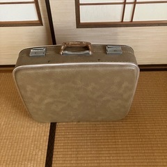 アタッシュケースの画像