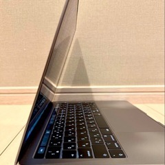 MacBook pro 2019の画像