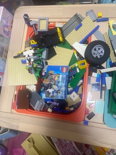 LEGO大量
