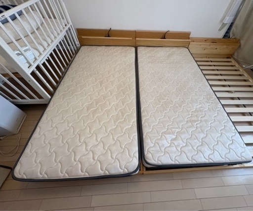 取引中【マットレス付きシングルベッド】2つセット　コンセント付き　高さ3段階調整可