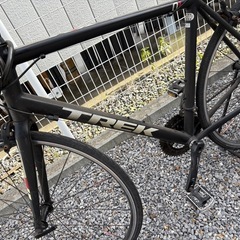TREKロードバイクの画像