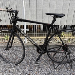 TREKロードバイクの画像
