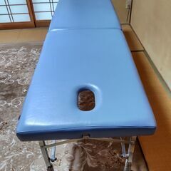 ★頑丈！携帯用施術ベット（中古品）★の画像