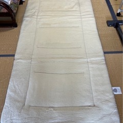 【無料】ウール100%の敷きパッドお譲りします（シングルサイズ）の画像