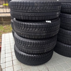 PCD100スノータイヤ付きホイールの画像