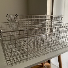 無印良品　ステンレスバスケット　2つの画像