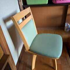 イス　回転します。の画像