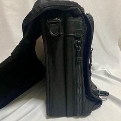 TUMI Alpha 26193DH メッセンジャー 多収納 ブラックの画像