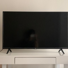 白い鏡面テーブル　テレビ台の画像