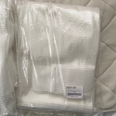 新品未使用レースカーテンの画像