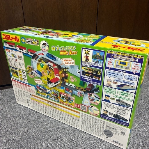 【新品未使用】プラレール　トミカと遊ぼう！ぐるっとカンカン踏切　タカラトミー