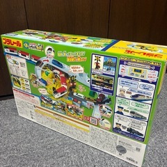 【新品未使用】プラレール　トミカと遊ぼう！ぐるっとカンカン踏切　タカラトミーの画像