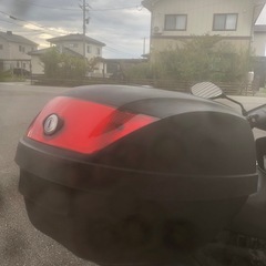 🉐本日限り‼️バイク用リアボックスの画像