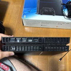 PS4 CUH-1200Aの画像
