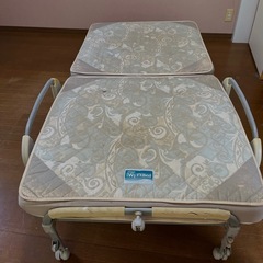 折りたたみベッドの画像