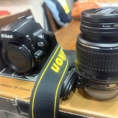 【美品】　Nikon D40 デジタル一眼レフカメラの画像