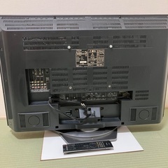 TOSHIBA 東芝　37インチ　液晶テレビ　の画像