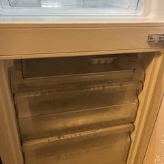 冷蔵庫（一人暮らし用）の画像
