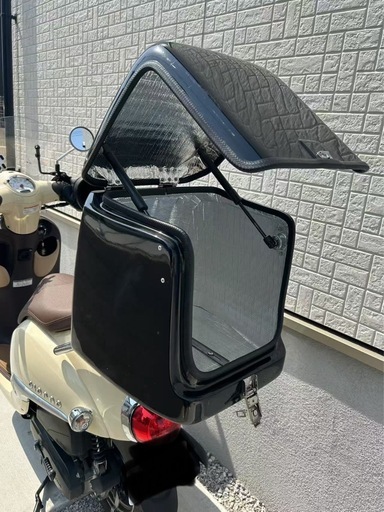 バイクリアボックス