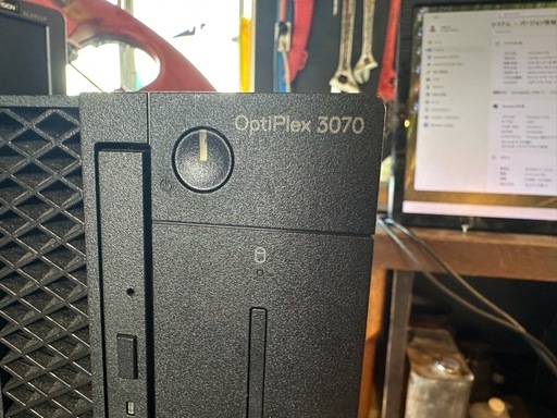 DELL OptiPlex 3070 
中古　パソコン本体のみのみ