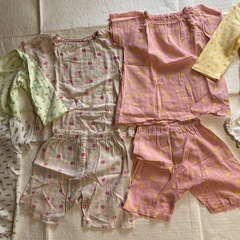 90〜95サイズ　双子　女児　子供服の画像