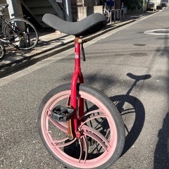 大人用一輪車の画像