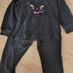 子どもパジャマ２着の画像