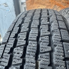 バリ山　BRIDGESTONE ブリヂストン　ブリジストン　W300 145/80R12 80/78N LT スタッドレス　タイヤ　2024年製　12インチの画像