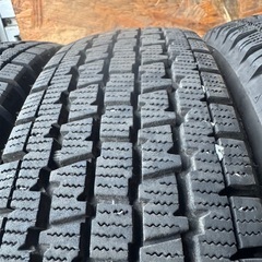 バリ山　BRIDGESTONE ブリヂストン　ブリジストン　W300 145/80R12 80/78N LT スタッドレス　タイヤ　2024年製　12インチの画像