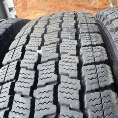 バリ山　GOODYEAR 145R12 スタッドレス　タイヤ　2014年製　12い12インチの画像