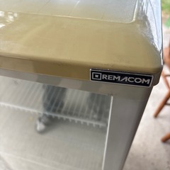 REMACOM RCS-100 ガラス扉冷蔵庫の画像