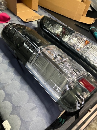 使用期間1日 ハイエースクリアテール
