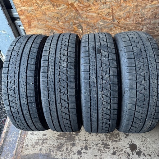 バリ山　BRIDGESTONE ブリヂストン　ブリジストン　VRX 195/65R15 スタッドレス　タイヤ　2019年製　15インチ