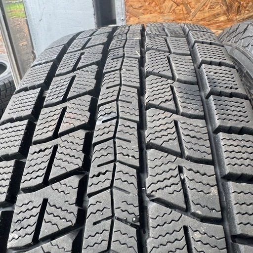 バリ山　DUNLOP ダンロップ　SJ8 225/65R17 スタッドレス　タイヤ　2021年製　17インチ