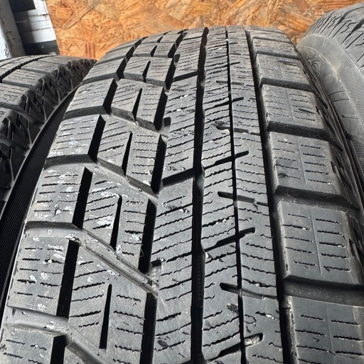 バリ山　YOKOHAMA ヨコハマ　IG60 175/60R16 スタッドレス　タイヤ　2021年製　16インチ