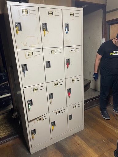 ロッカー　スチール　12室