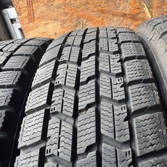 バリ山　GOODYEAR ICENAVI 7 155/65R13 スタッドレス　タイヤ　2021年製　13インチの画像