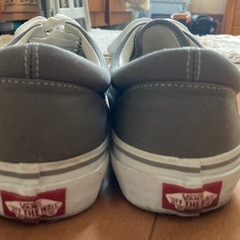 美品　VANS ERA ローカットスニーカー チャコール 26cmの画像