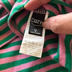 シーイン　トップスの画像