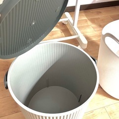 2点セット　バスケット　洗濯カゴ　マルチバケツ　の画像