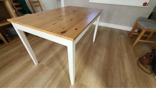 IKEAダイニングテーブル (価格交渉可能)