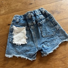 80cm ショートパンツの画像