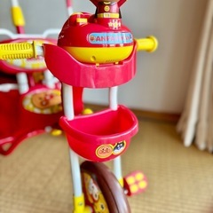 アンパンマン三輪車の画像
