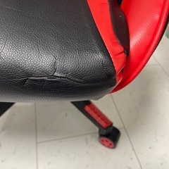 限定お値下げ中ゲーミングチェアの画像