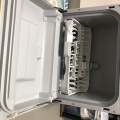 食洗機
の画像