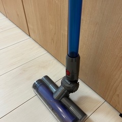 おもちゃ　ダイソン掃除機の画像