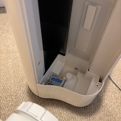 SHARP 空気清浄機　加湿機能付　KC-G50の画像